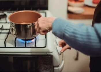 Avanza la quita de los subsidios y subirán las tarifas de luz y gas