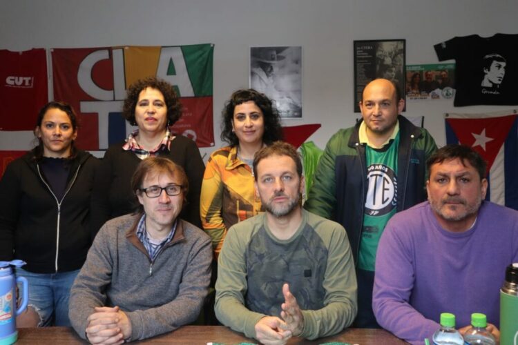 Tres sindicatos unieron fuerzas para reclamar "paritarias libres"