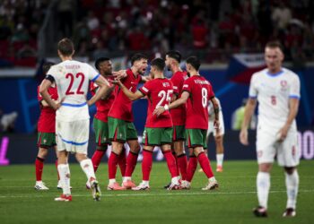 Con Cristiano Ronaldo de titular, Portugal ganó de forma agónica