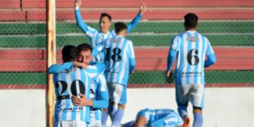 Racing goleó a Agropecuario en Carlos Casares