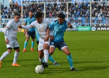Racing perdió ante Brown de Puerto Madryn