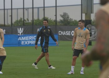 Scaloni ultima detalles antes del debut ante Canadá