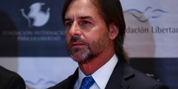 Uruguay arranca la carrera para elegir nuevo presidente