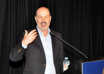 Sturzenegger apuntó contra la AFA por las SAD: «La propuesta no obliga a nadie a nada»