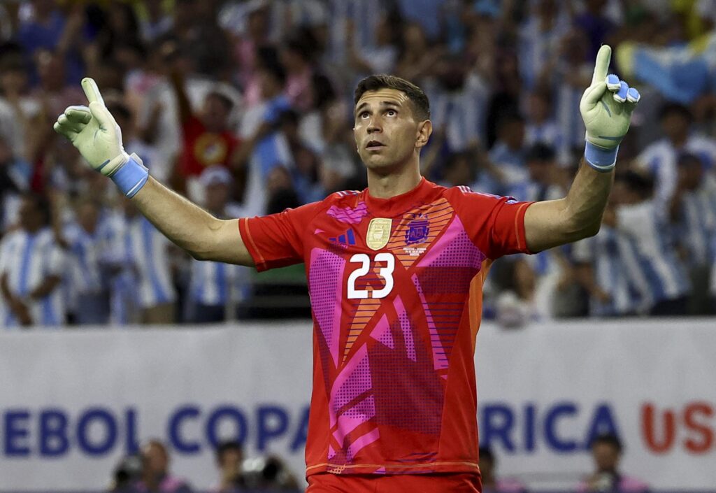 El Dibu tras la victoria: "No estaba listo para irme a casa por más que seamos campeones del mundo"
