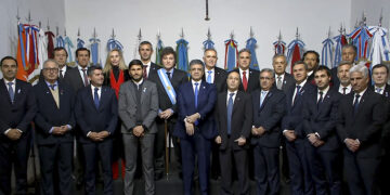 Milei firmó el Pacto de Mayo con 18 gobernadores: «Esto es símbolo de un cambio de época»