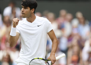 Alcaraz superó a Djokovic y se quedó con el título en Wimbledon