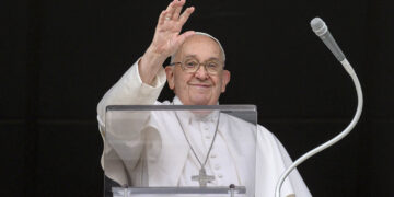El Papa Francisco recordó el atentado a la Amia: «No bajamos los brazos ante la búsqueda de justicia»