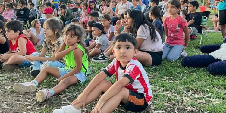 Los CPC traen nuevas propuestas para disfrutar en familia: películas, títeres y arte