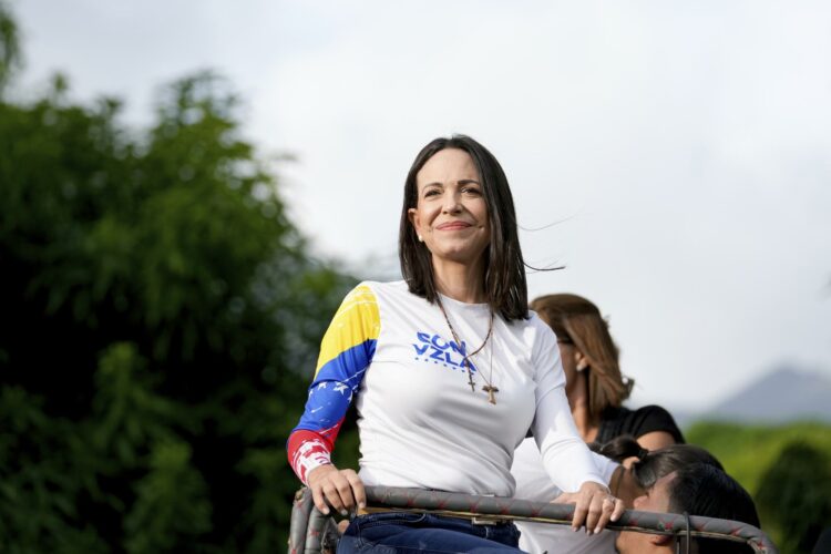 La oposición venezolana asegura que ganó González Urrutia con el 70% de los votos