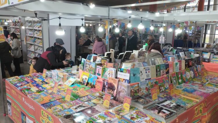 Las entradas para los espectáculos deben retirarse una hora antes de su presentación.