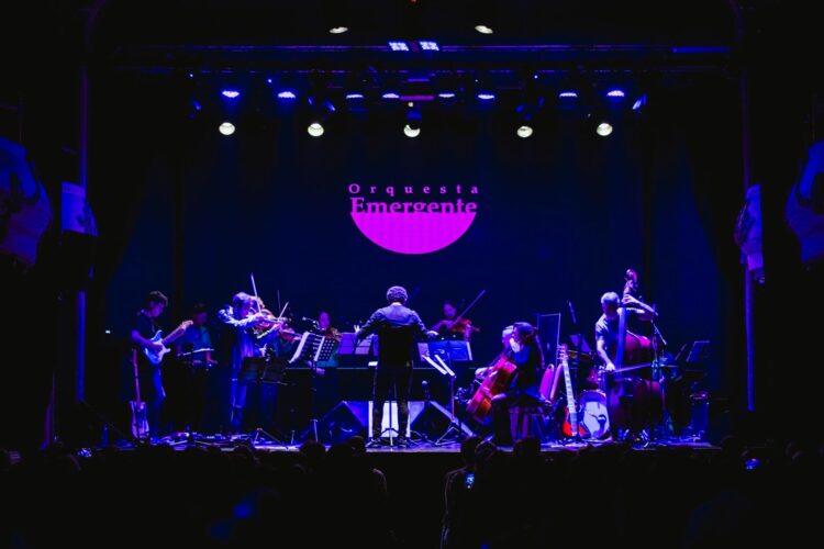 La Orquesta Emergente recibió apoyo de la Fundación Mercedes Sosa.