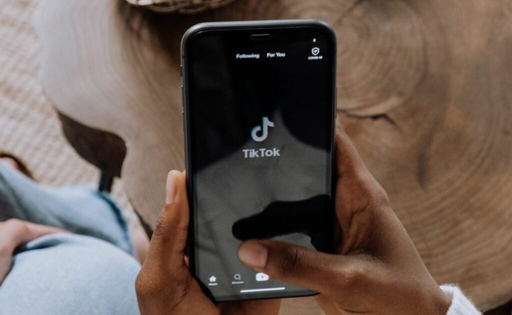 TikTok emerge como la principal fuente de información en América Latina