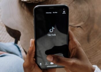 TikTok emerge como la principal fuente de información en América Latina