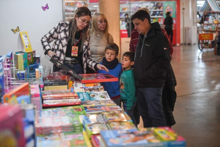 Arrancó una nueva edición de la Feria Infantil del Libro con actividades para los más chicos