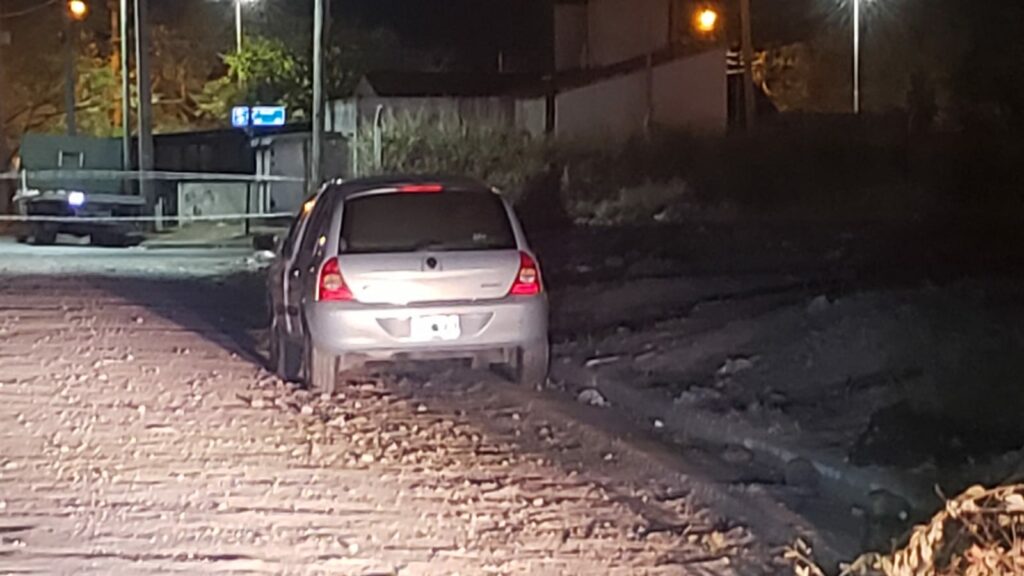 Hallaron muerta a una joven de 21 años en el interior de su auto