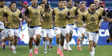 Argentina va por el bicampeonato ante Colombia
