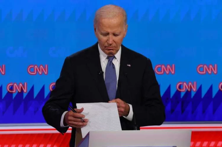 Biden admitió que se quedó dormido en medio del debate