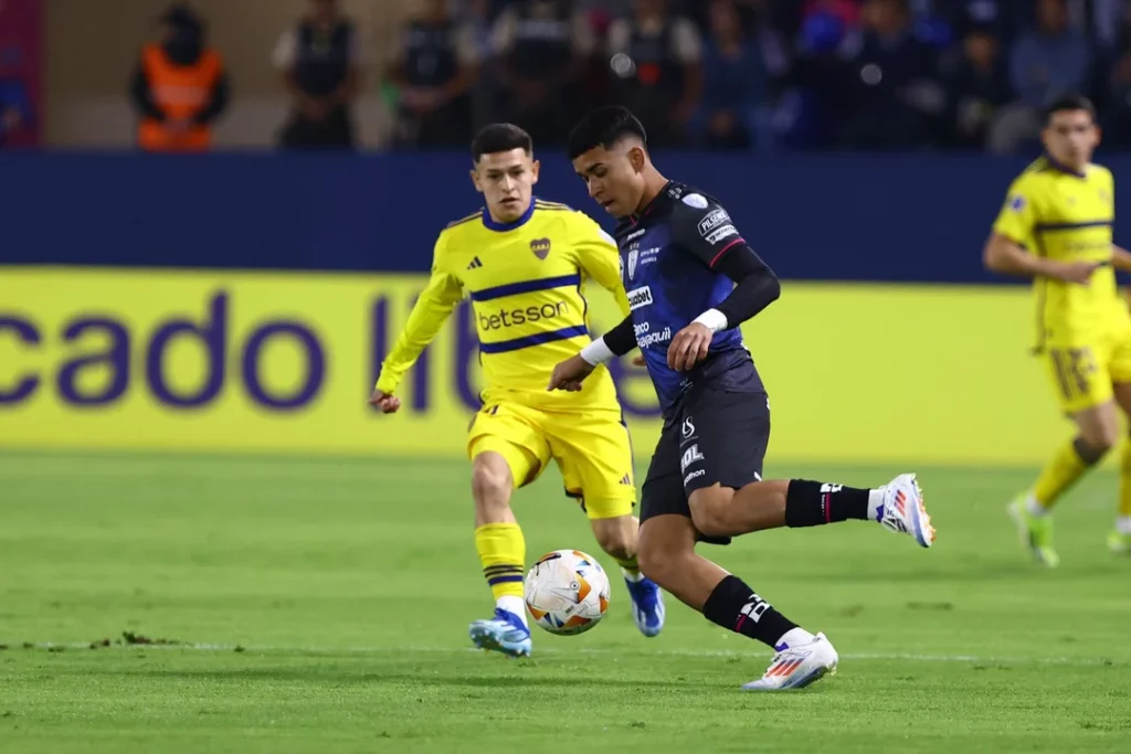 Boca se trajo un empate de Ecuador