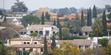 Una casa en la ciudad de Córdoba equivale a casi 200 salarios completos