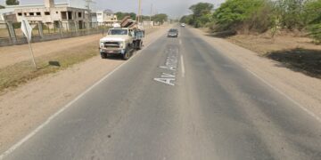 Un muerto tras el choque entre un colectivo y un auto en avenida Sabattini