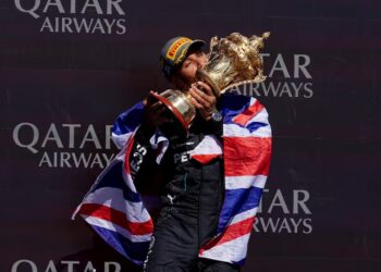 Hamilton rompió el hechizo y se coronó en Gran Bretaña