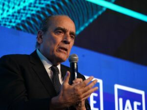 El Gobierno se prepara para presentar la Ley “Hojarascas” | 12 de julio ...