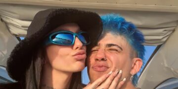 La tierna foto de Luck Ra y La Joaqui en el mar: «Los besos más lindos del mundo”