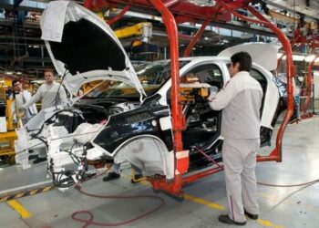 La producción automotriz se derrumbó más de 40% en junio
