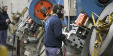 La recesión consolida números en rojo en el sector industrial