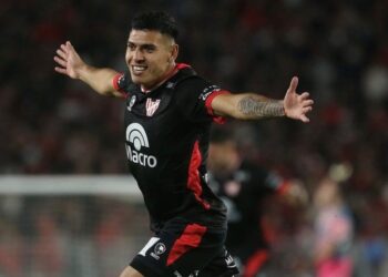 A un paso de irse de Instituto