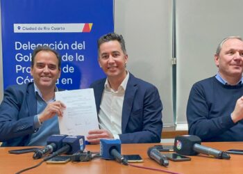 Llamosas se suma al gabinete del Gobernador como asesor