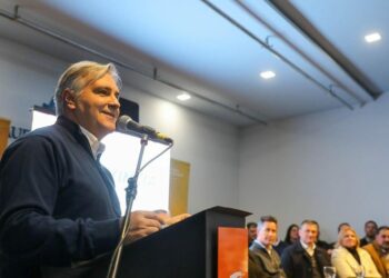 Llaryora anunció la creación de una sede de la Universidad Provincial en Arroyito