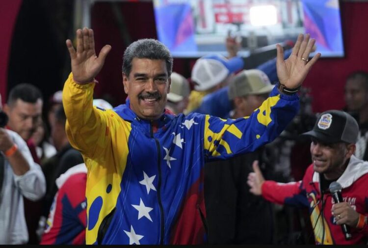 El Consejo Electoral de Venezuela proclamó ganador a Maduro con el 51% pero la oposición denuncia fraude