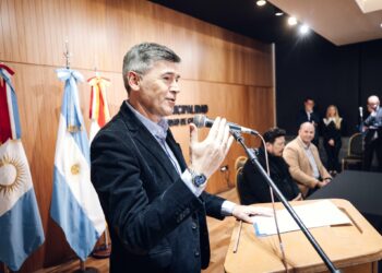 Passerini impulsa una modificación en la Carta Orgánica