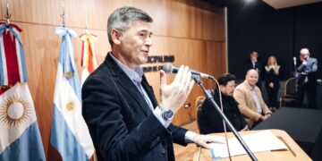 Passerini impulsa una modificación en la Carta Orgánica