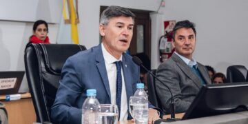 Passerini: “El país está atravesando una profunda crisis política, social y económica”