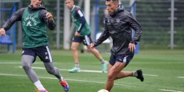 Talleres se entrenó a la espera de su debut ante el Zenit
