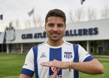 Talleres oficializó el retorno de Palacios