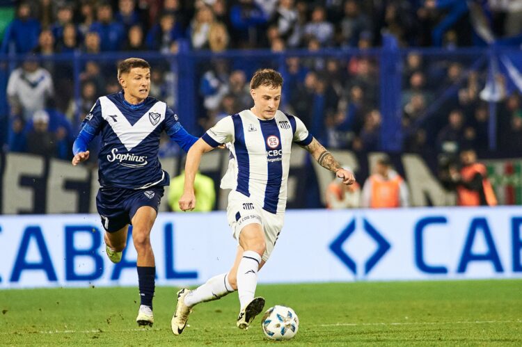 Talleres fue superado por Vélez, que fue letal ante Herrera