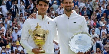 Alcaraz superó a Djokovic y se consagró en Wimbledon