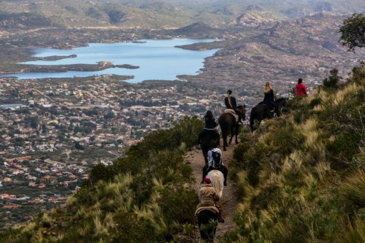 Con visitantes brasileros y chilenos, Córdoba superó los 550 mil turistas en las vacaciones