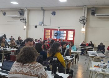 Docentes: proponen una suba anual del 4% por encima de la inflación