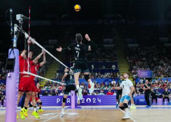 En vóley, la Albiceleste cayó con Japón y se complicó