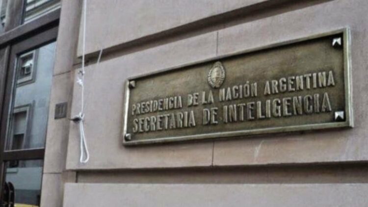El Gobierno rechazó las críticas por el aumento de fondos para la SIDE