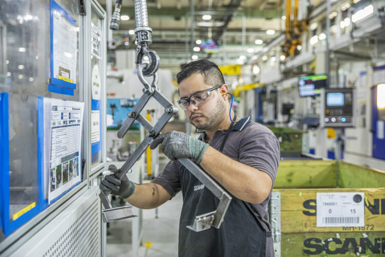 La actividad económica creció un 0,8% en julio pero sigue por debajo del nivel de 2023 La actividad económica creció un 0,8% en julio pero sigue por debajo del nivel de 2023