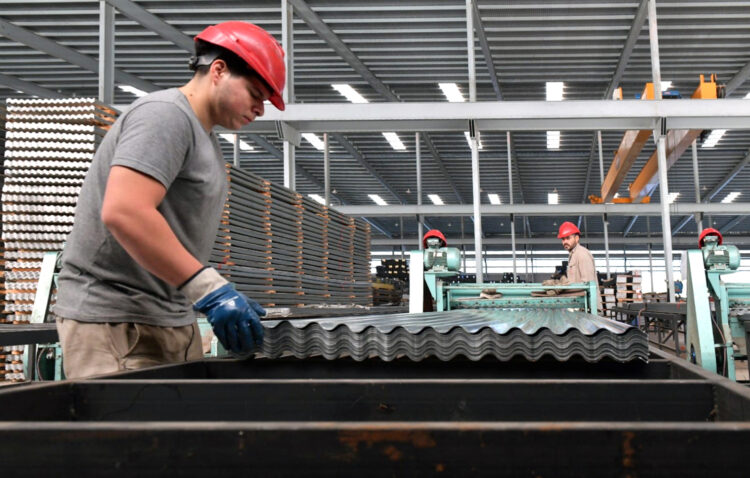 La industria metalúrgica tuvo el mínimo de actividad en junio y acumula una caída del 11,7% La industria metalúrgica tuvo el mínimo de actividad en junio y acumula una caída del 11,7%