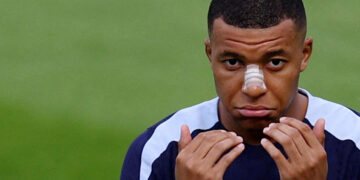 Le hackearon las redes a Mbappé y en 20 minutos insultaron a Messi, Israel y el Tottenham