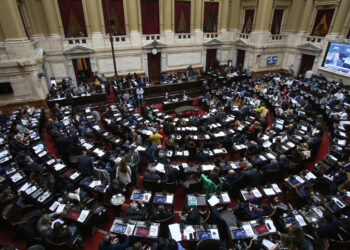 Por falta de quórum, se cayó la sesión que iba a tratar la visita de los legisladores a represores