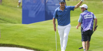 Emiliano Grillo tuvo un gran inicio y terminó tercero en la primera ronda de golf